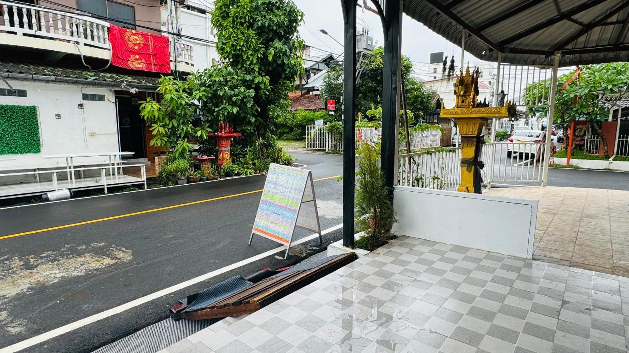 Vientiane Bb Hostel エクステリア 写真